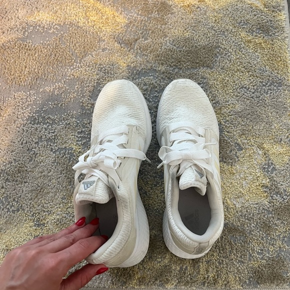 Adidas sneakers - Picture 2 of 3